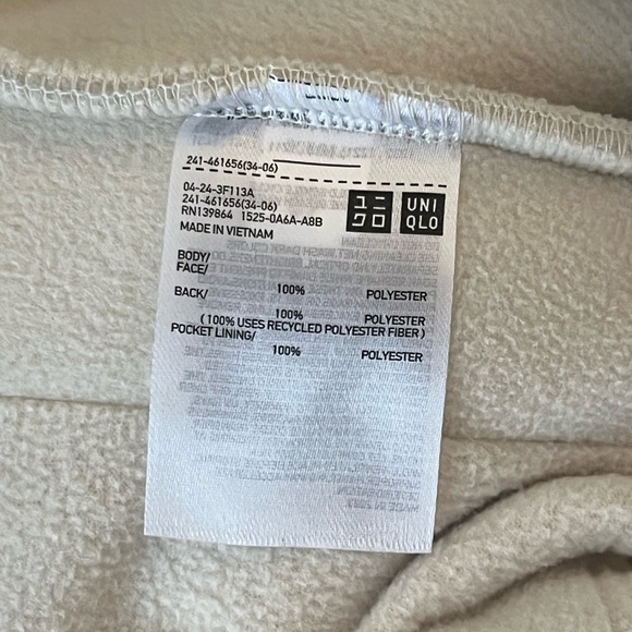 Uniqlo fleece jacket - Picture 6 of 6